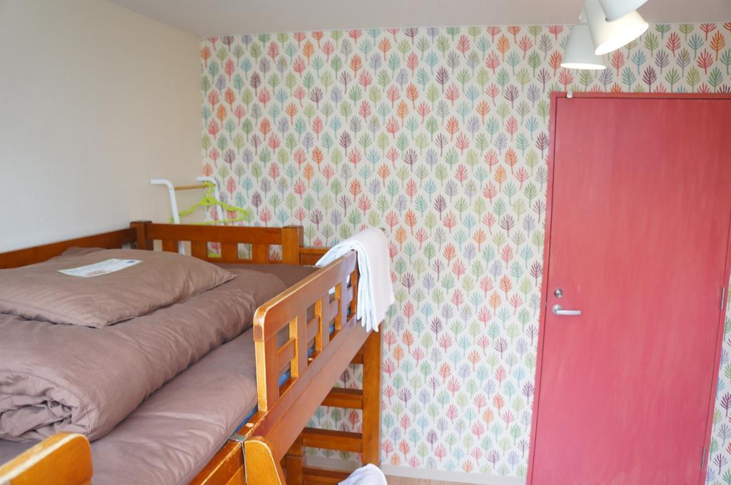 J-Hoppers Osaka Guesthouse Экстерьер фото