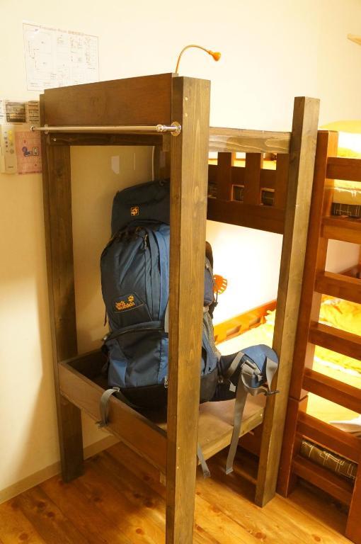 J-Hoppers Osaka Guesthouse Номер фото