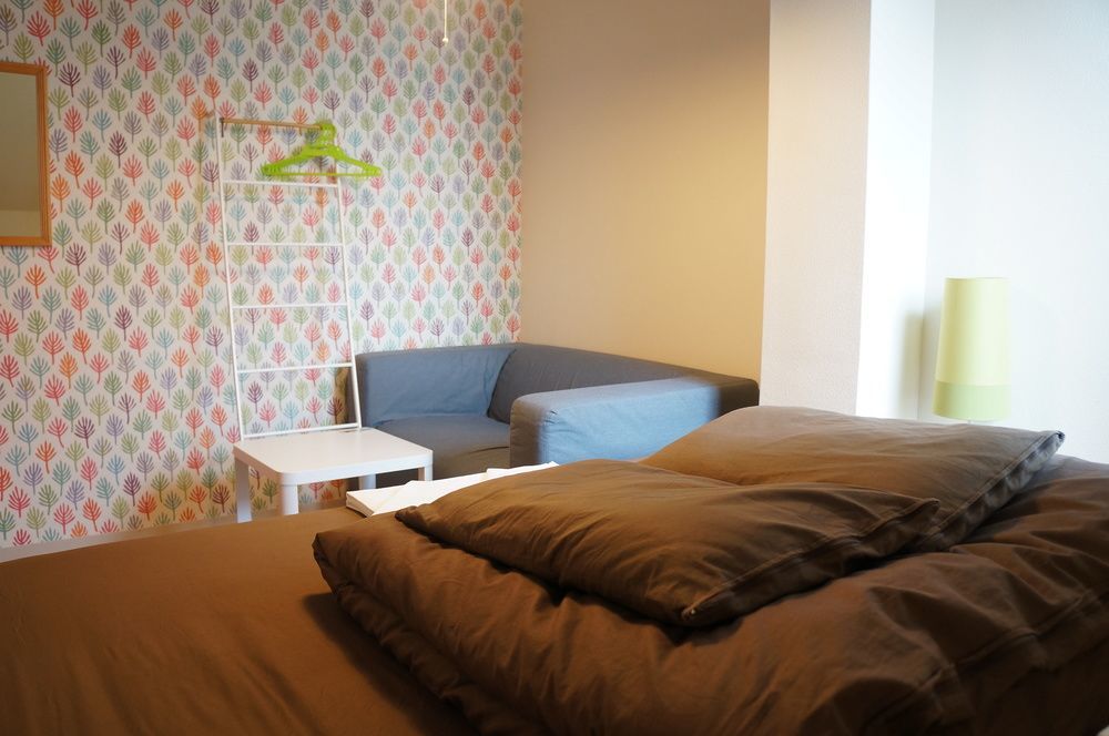 J-Hoppers Osaka Guesthouse Экстерьер фото