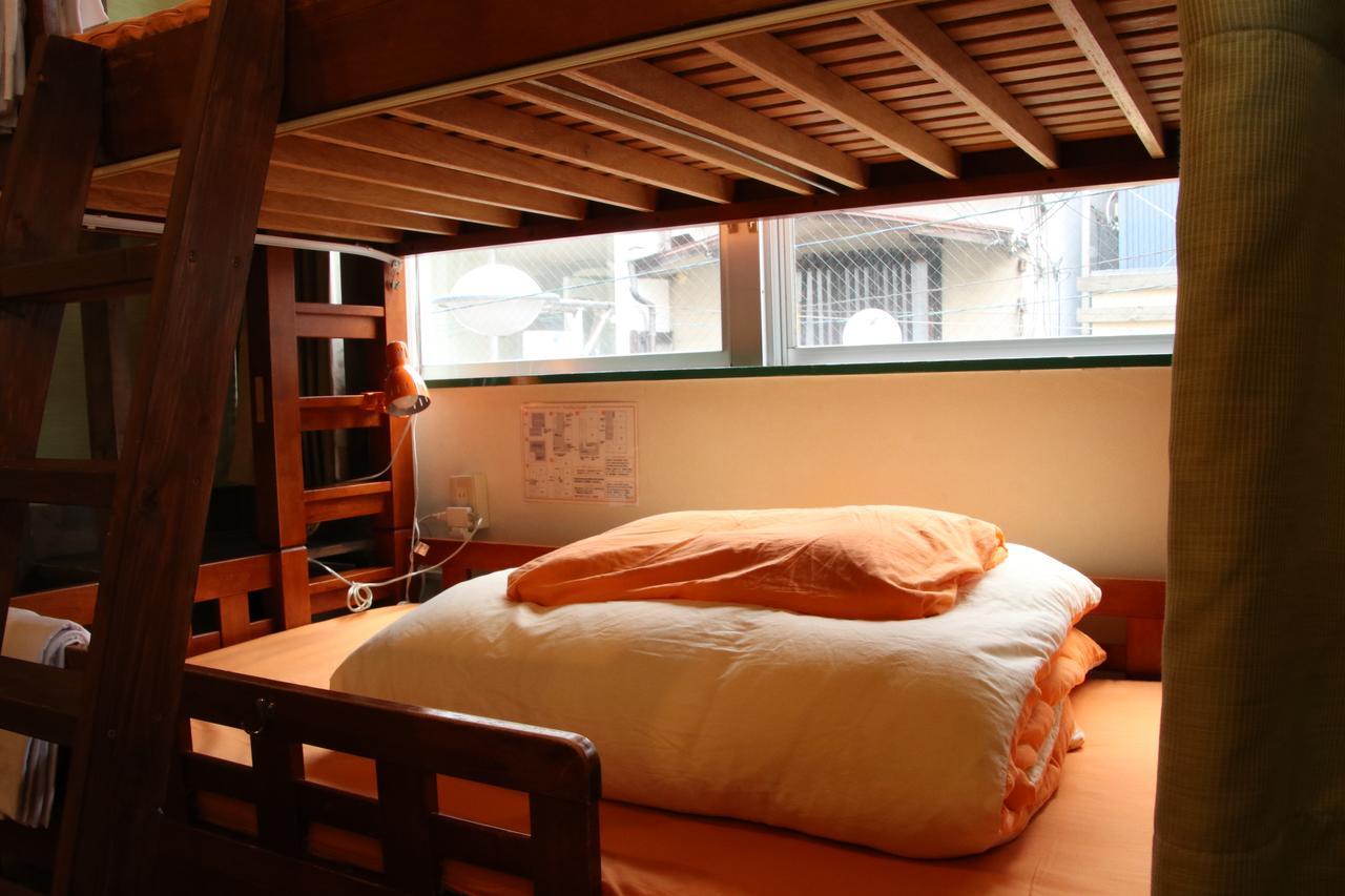 J-Hoppers Osaka Guesthouse Экстерьер фото