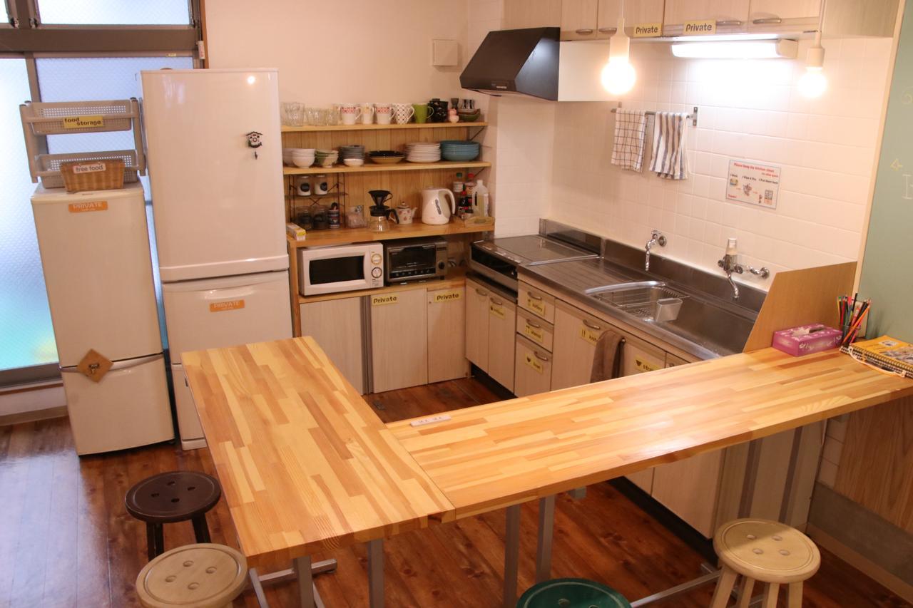 J-Hoppers Osaka Guesthouse Экстерьер фото