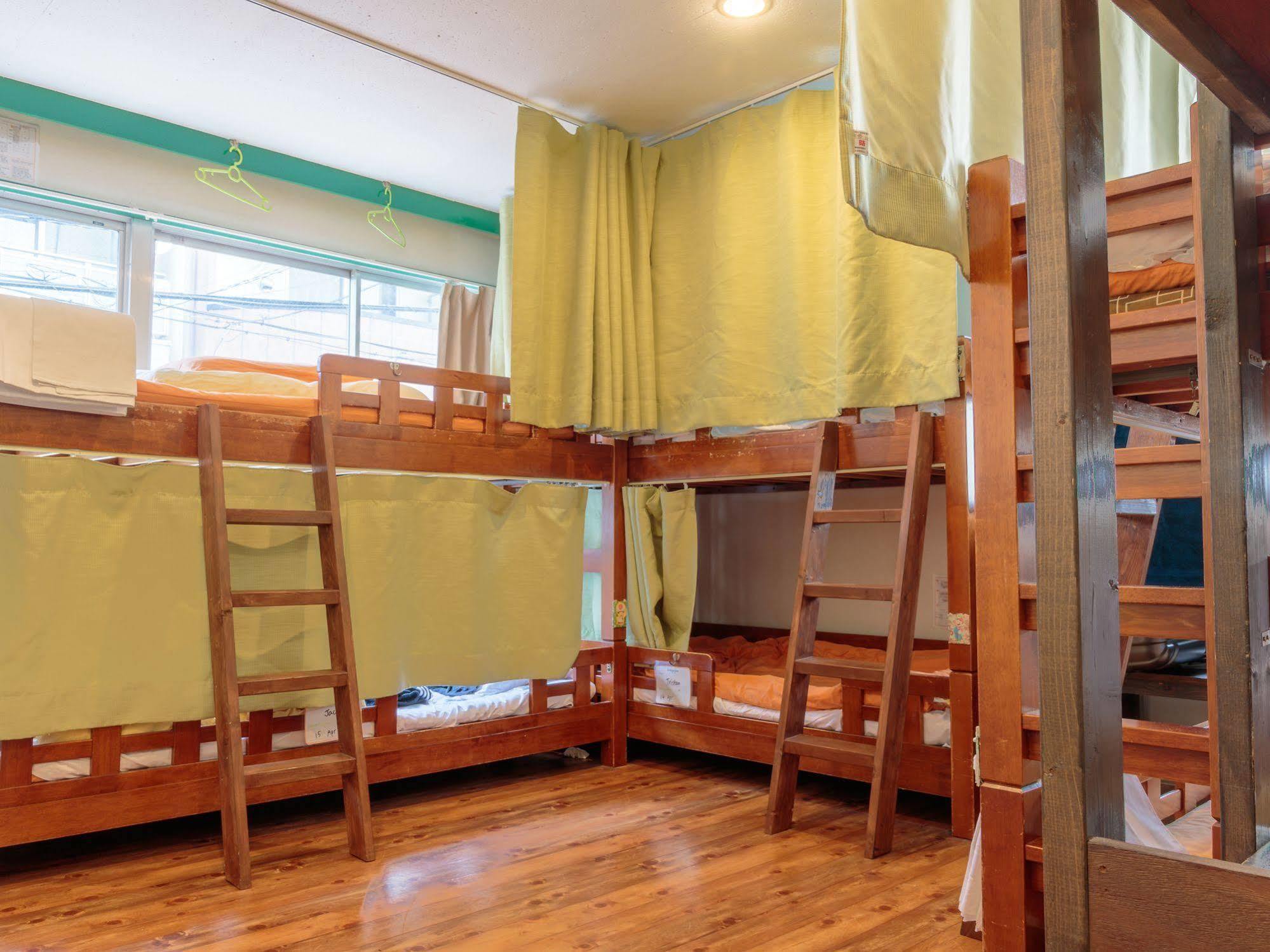 J-Hoppers Osaka Guesthouse Экстерьер фото