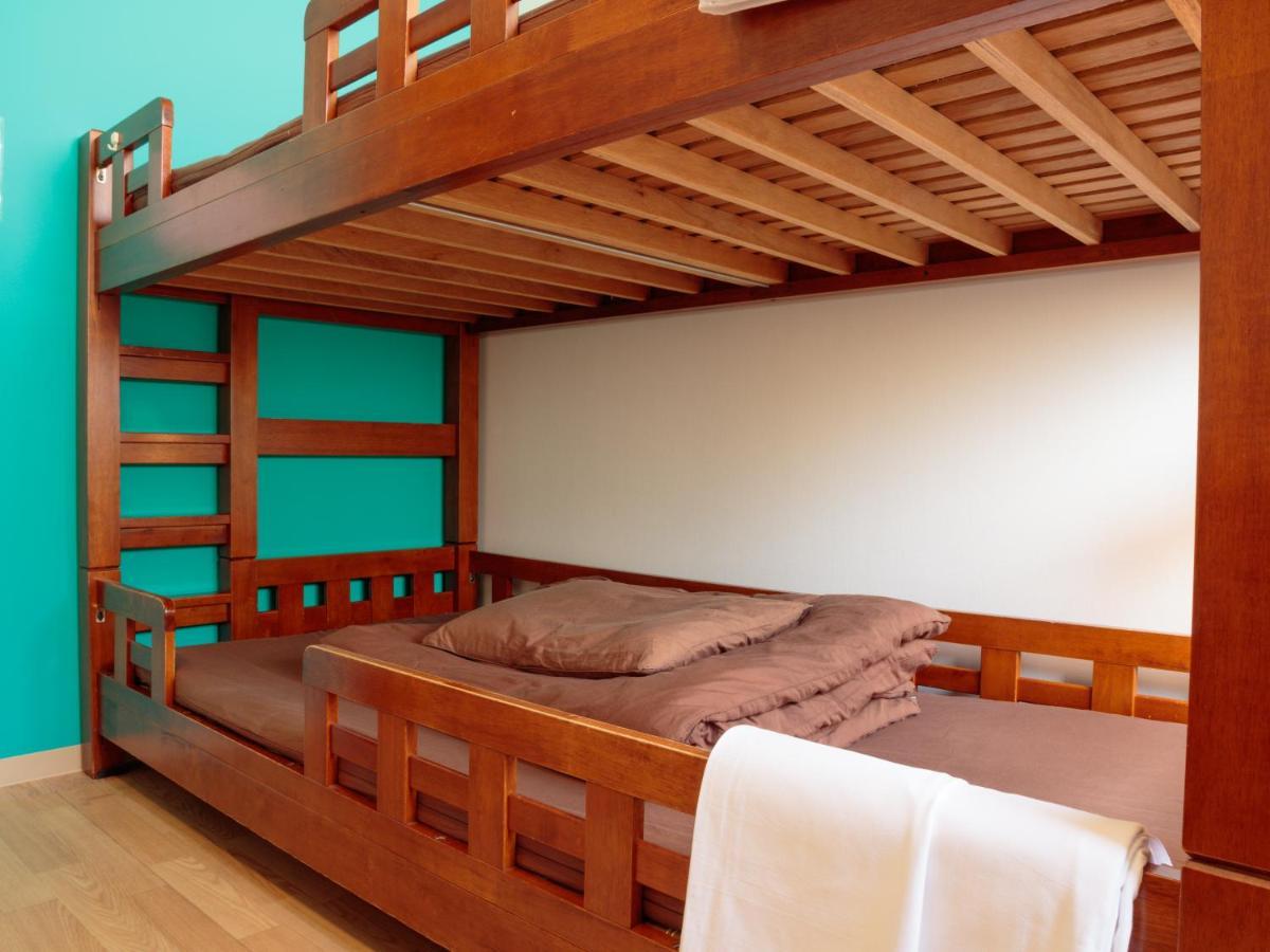 J-Hoppers Osaka Guesthouse Экстерьер фото